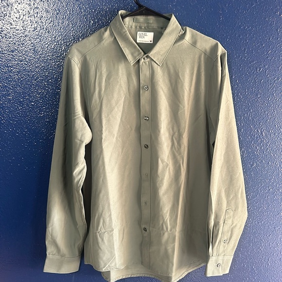 Other - Button up shirt. green M